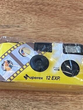 Superex 12 EXP Disposable Camera - Yellow
